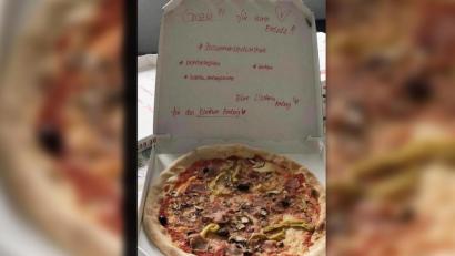 Bild: Klinikum/Birner/exb
Medizin für die Seele gab es jetzt für die Mitarbeiter des Klinikums St. Marien Amberg - spendiert von der L’Osteria Amberg.