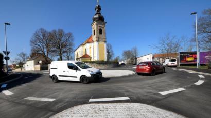 Bild: Stephan Huber
So sieht er aus, der neue Kreisverkehr an der Sebastianstraße.