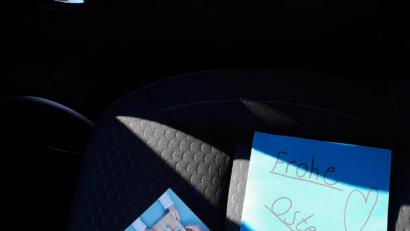 Bild: exb
Grüße zu Ostern von den Mitbürgern kommen als Mutmacher gut an.