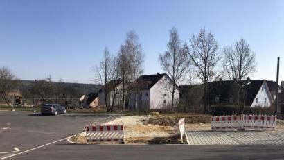 Bild: kne
Das Bild zeigt den Bauabschnitt II und die Bereichserweiterung am Parkplatz beim DomCom.