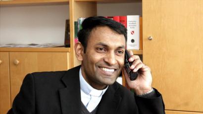 Bild: zer
Pfarrer Jaison Thomas ist telefonisch für alle Gläubigen zu erreichen.
