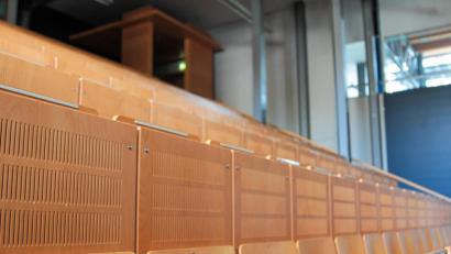 Bild: Wiesel/OTH Amberg-Weiden
Das Sommersemester 2020 beginnt am Montag auch an der OTH Amberg-Weiden mit leeren Hörsälen.