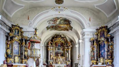 Bild: JOCHEN NEUMANN 
ERBENDORF
Eine menschenleere Mariä-Himmelfahrtskirche. Anders schaut es derzeit auch bei den Gottesdiensten auch nicht aus.