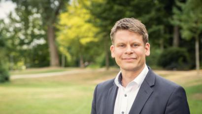 Bild: exb
Gegen Jens Meyer ist OB-Kandidat Benjamin Zeitler unterlegen. Die CSU-Fraktion setzt aber an herausragender Stelle auf ihn.