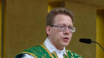 Bild: mma
Dekan Pfarrer Dr. Christian Schulz ist für viele Gläubige ein begeisternder Prediger.