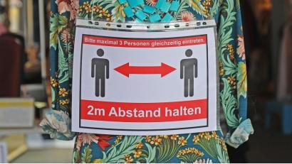 Bild: Oliver Berg
Nach einer scharfen Rüge des Verwaltungsgerichtshofs lockert die Staatsregierung ihre Einschränkungen für den Einzelhandel.