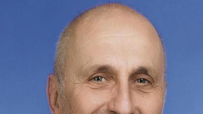 Bild: exb
Herbert Appl (CSU) sprach angesichts des unerwarteten Ausfalls bei der Gewerbesteuer von Verheimlichung und Vertrauensbruch.