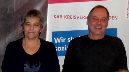 Die beiden KAB-Kreisvorsitzenden Daniela Ernstberger und Hermann Stadler fordern zum Tag der Arbeit die Anerkennung von Dienstleistungsberufen auch über die Coronakrise hinaus.