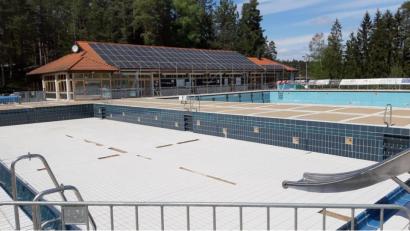Bild: Kunz
Senioren- und Sportbecken im Schätzlerbad werden saniert und können heuer nicht mehr genutzt werden.