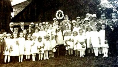 Bild: Archiv Bärnau/cr
Die Teilnehmer des Flurgangs am 26. Juni 1929 in Wittichsthal.