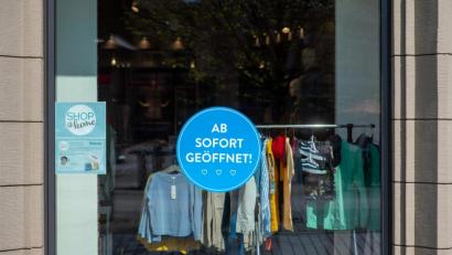 Bild: Klaus-Dietmar Gabbert/dpa
Ab sofort geöffnet: Seit dem 27. April dürfen viele Geschäfte in Bayern wieder offen haben. Jetzt sind die Konsumenten gefragt.