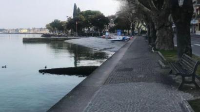 Bild: Silvia Avigo
Leere Straßen, leere Plätze und leere Promenaden – in der ansonsten von Touristen fast schon überlaufenen Amberger Partnerstadt Desenzano herrscht noch immer eine gespenstische Ruhe.