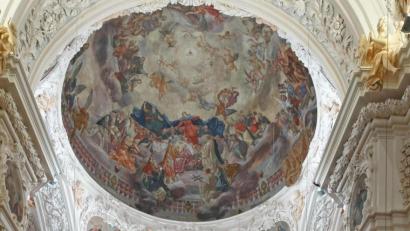 Bild: tr
Maximal 70 Plätze stehen in der Basilika für Besucher der Gottesdienste zur Verfügung.