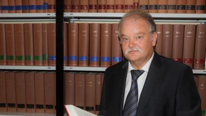 Bild: exb
In Coronafragen eine rechtsverbindliche Auskunft zu erhalten, ist bisweilen schwer. In Streitfällen werden nunmehr auch Rechtsanwälte bemüht, wie Dr. Hans-Wolfgang Schnupfhagn berichtet.