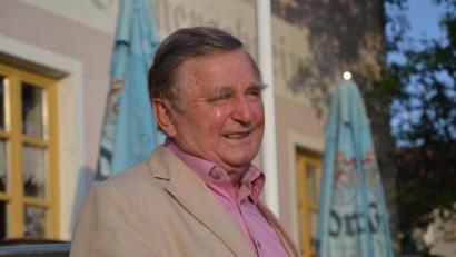 Bild: ck
Unter dem Kürzel "es" schrieb Erich Spickenreither fast 50 Jahre lang für den "Neuen Tag" über seine Heimatgemeinde Tännesberg. Am Freitag, 1. Mai, verstarb er im Klinikum Weiden.