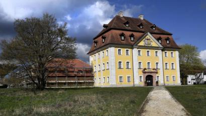 Bild: Petra Hartl
Auch in diesem Jahr erhält das Kulturschloss Theuern/Bergbau- und Industriemuseum Ostbayern in Kümmersbruck (Kreis Amberg-Sulzbach) eine Förderung für die Generalsanierung.