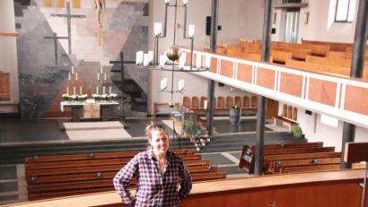 Bild: cog
„Fast eingeschüchtert hat mich am Anfang die Größe der Christuskirche“, sagt Vikarin Rebecca Scherf über ihre Ausbildungsstätte.