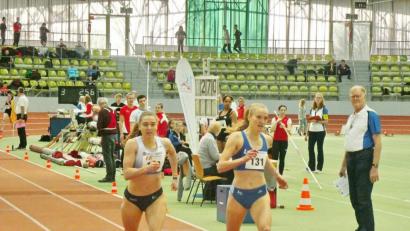 Bild: exb
Corinna Schwab (rechts).