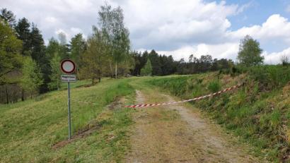 Bild: exb/ Herr Treml, Markt Floß 
Beliebt ist eine Wanderung durch den Doost. Aber die Ausflügler sollen auch auf die Natur achten und ihre Abfälle wieder mit nach Hause nehmen.