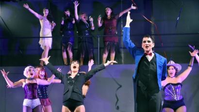 Bild: Tobias Schwarzmeier
Viele Akteure, Sänger, Tänzer und Musiker: LTO-Mammutproduktionen wie Cabaret im vergangenen Jahr sind in Coronazeiten aktuell kaum möglich.