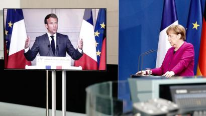 Bild: Kay Nietfeld/dpa
Bundeskanzlerin Angela Merkel (CDU) und Frankreichs Präsident Emmanuel Macron, per Video zugeschaltet, geben nach einer gemeinsamen Videokonferenz eine Pressekonferenz. Ein Thema war die Corona-Pandemie und deren Folgen.