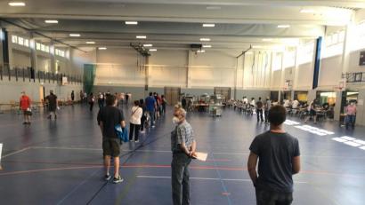 Bild: Stefanie Gradl
Alle Blutspender haben sich sehr vorbildlich verhalten und die notwendigen Abstände beachtet.