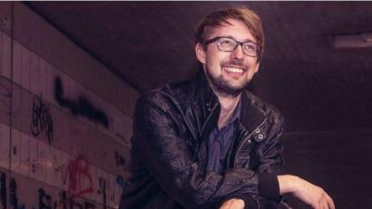 Bild: exb
Thorsten Willecke unterrichtet die Kinder.