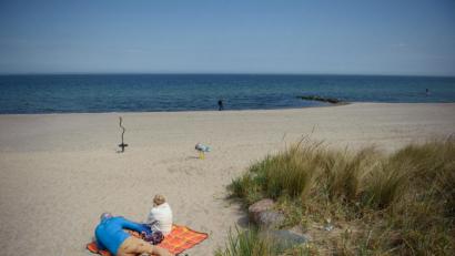 Bild: Gregor Fischer/dpa
In Timmendorfer Strand in Schleswig-Holstein. Tourismus ist da ab 18. Mai wieder möglich.
