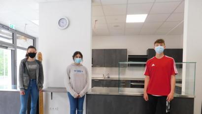 Bild: adj
In der neuen Mensa können sich die Schüler wohlfühlen.