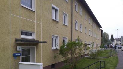 Bild: tk
Mit diesem Block mit der Postadresse Endemannstraße 1, 3 und 5 möchte die Genossenschaft Wohnungsunternehmen ihre groß angelegte Bestandssanierung beginnen. Danach soll der direkt benachbarte Block folgen.