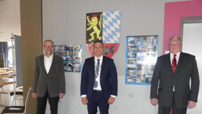 Bild: rn
Bürgermeister Marcus Gradl mit seinen Stellvertretern Karl Lorenz (links) und Udo Müller.