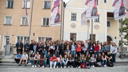 Bild: Bild: cfd
Die Austauschschüler aus Spanien freuten sich auf die Stadtrallye durch Nabburg.