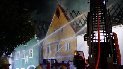 Bild: Christopher Dotzler
Nach dem Brand in Hohenburg könnte sich der Schaden im siebenstelligen Eurobereich bewegen.