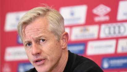 Archivbild: Nicolas Armer/dpa
Jens Keller vor dem Gastspiel bei St. Pauli: "Es ändert sich enorm viel im gesamten Ablauf der Spiele."