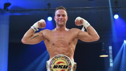 Archivbild: Felix Hörhager/dpa
Sebastian Preuss steht im Ring.