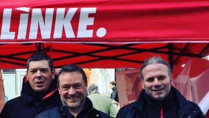 Bild: exb
Stephan Frischmann (rechts) und Thomas Wipper (Links) sind die beiden Fraktionsbeiräte von Die Linke mit Stadtrat Ali Daniel Zant (Mitte) als Mitglied der Fraktion Grün.Bunt.Weiden.
