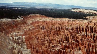Bild: Söhnke Möhl dpa
Der Bryce Canyon im US-Bundesstaat Utah. Der gleichnamige Nationalpark ist berühmt für seine roten Felsformationen.