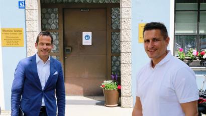 Bild: do
Bei seinem Besuch im Eschenbacher Rathaus erörtert der CSU-Bundestagsabgeordnete Albert Rupprecht (links) mit Bürgermeister Marcus Gradl Möglichkeiten bundespolitischer Unterstützung für die ehemalige Kreisstadt.