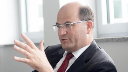 Bild: Gabi Schönberger
Bayerns Finanzminister Albert Füracker im Gespräch.