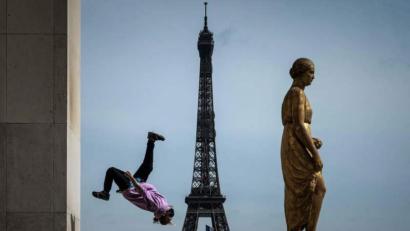 Bild: Philippe Lopez
Die Bundesregierung hat die Aufhebung der weltweiten Reisewarnung für 29 europäische Länder ab dem 15. Juni beschlossen.