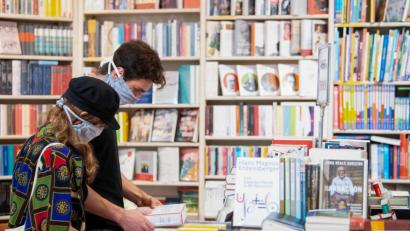 Symbolbild: Sven Hoppe/dpa
Die Buchläden sind wieder geöffnet, aber was ist von der Lese-Euphorie übriggeblieben?