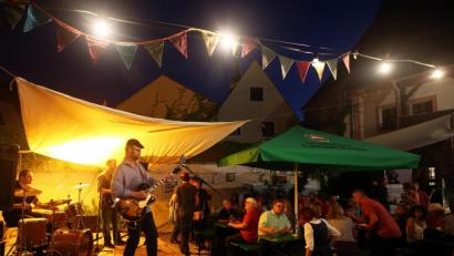 Bild: bmr
Auch bei einem digitalen Altstadtfest hätten Bands spielen sollen – allerdings ohne Publikum. Die Sulzbach-Rosenberger wären per Live-Stream in den Musikgenuss gekommen. Das Projekt scheitert jetzt an der Finanzierung.