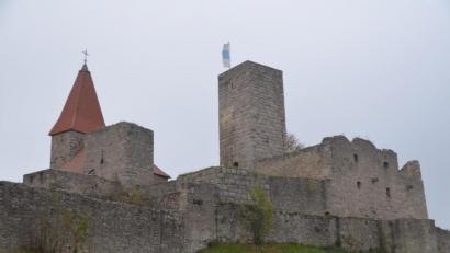 Bild: fz
Dornröschenschlaf beendet. Die Burg Leuchtenberg kann wieder besucht werden. Eine Hygienekonzept wurde ausgearbeitet.
