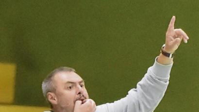 Bild: Ziegler
Trainer Roman Will wird auch in der kommenden Saison bei der HG Amberg die Kommandos am Spielfeldrand geben.