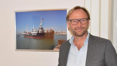 Bild: jut
Finanzvorstand Günther Schmidt im Büro der Regensburger Rettungsorganisation Sea-Eye.