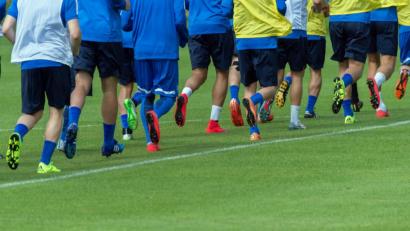 Bild: Daniel Maurer/dpa
Für Trainingsgruppen entfällt am Montag die Obergrenze von 20 Personen.