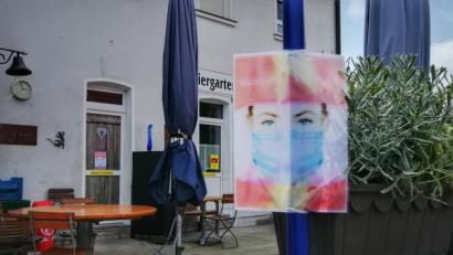 Bild: anv
Die Gastronomie hat seit mehreren Wochen wieder geöffnet. Auch im Biergarten herrscht Maskenpflicht. Wirte aus dem Landkreis Schwandorf erzählen von ihren Erfahrungen.