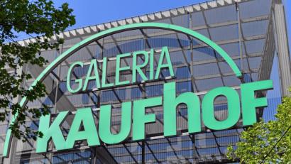 Bild: Hendrik Schmidt/Dpa
Galeria Karstadt Kaufhof will 62 seiner 172 Filialen schließen.