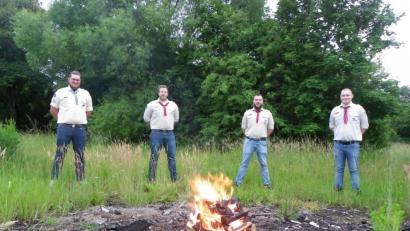 Bild: exb/Bernd Wohlgut
Corona hin oder her, am Birka in Grafenwöhr findet das Johannisfeuer der Pfadfinder statt – wenn auch in kleinerer Form als sonst.