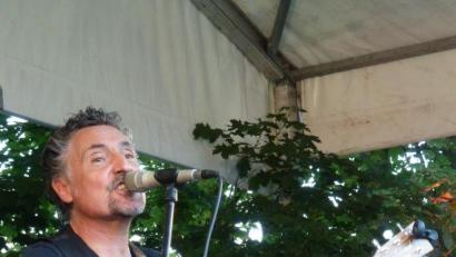 Bild: jua
"Lieder im Biergarten": Auch Richie Necker trat nach langer Zeit wieder auf.